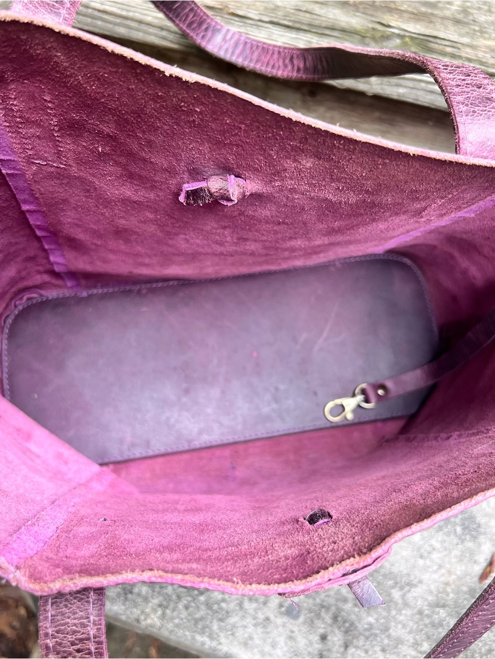 Montana Hudson Leather Tote Handbag - Picture 8 of 12